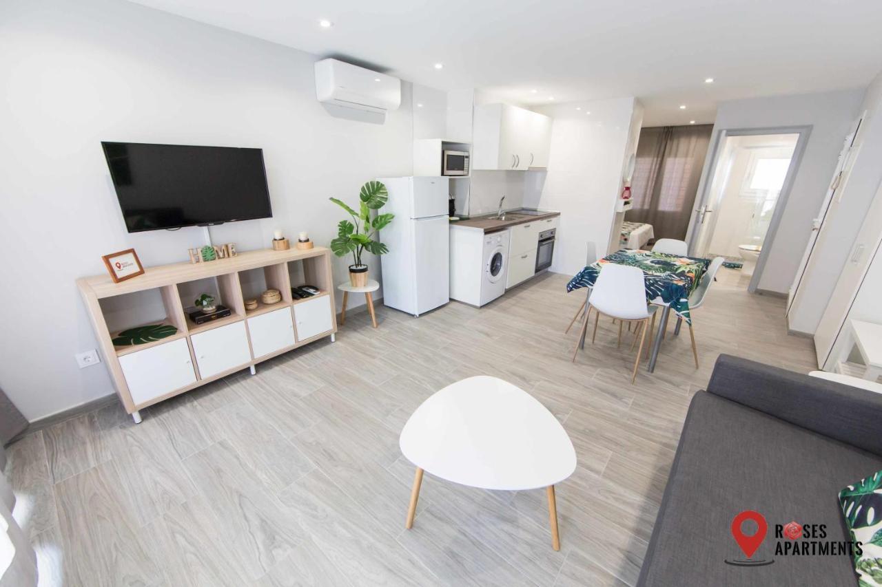 Roses Apartments Tropical Loft Vista Mar Lateral מראה חיצוני תמונה