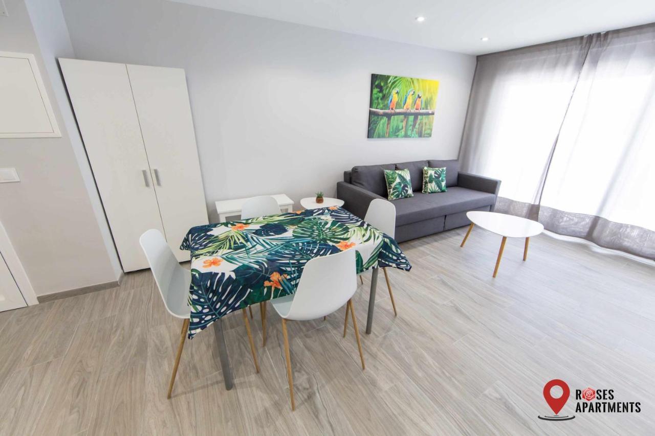Roses Apartments Tropical Loft Vista Mar Lateral מראה חיצוני תמונה